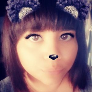 Meet your Posher, Lorena